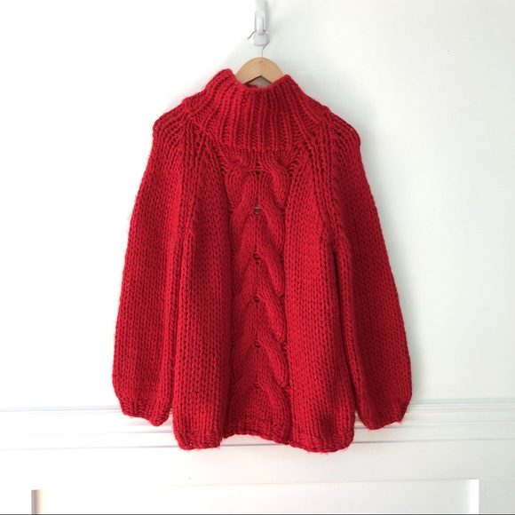 Rachel Parcell Sweaters - NWT Rachel Parcell Candy Apple Sweater
